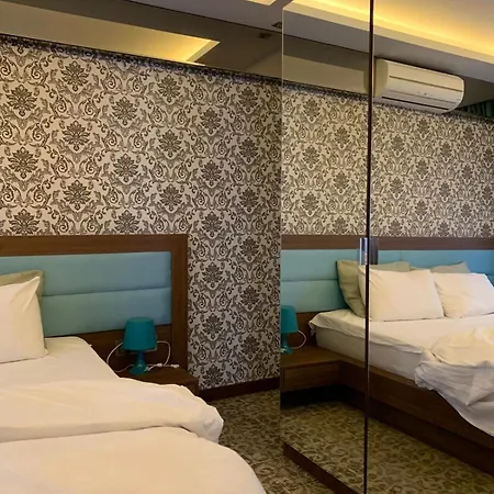 Royal Boutique House Hotel