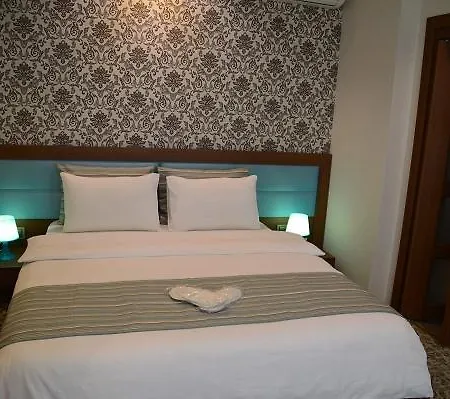 Royal Boutique House Hotel 2*